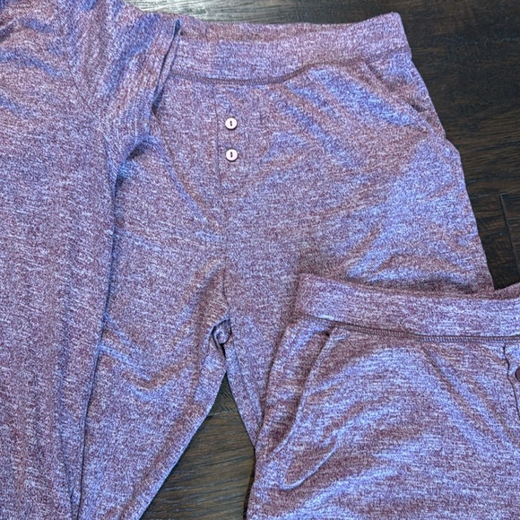 3-piece pajama set EUC - Picture 3 of 7